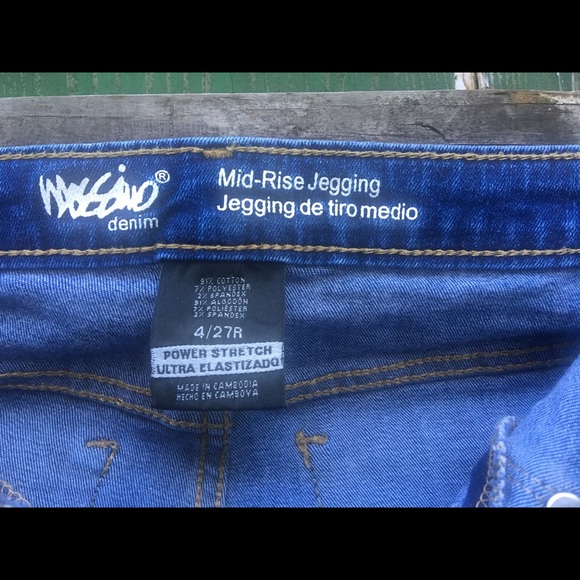 Mossimo Mid-Rise Jeggings with paint splatter - Picture 5 of 5